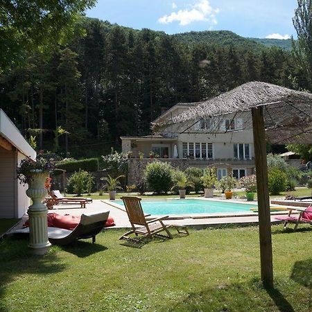 A L'Oree Du Bois - Chambres D'Hotes Hostun Zewnętrze zdjęcie